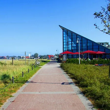 Holiday home Ruegensonne - Ruegen Glowe